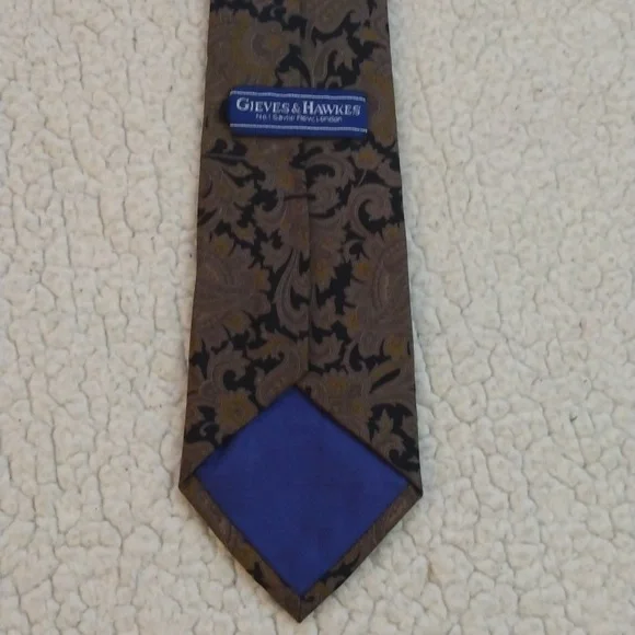 Gieves & Hawkes Black/Gold/Gray Paisley Hand Sewn Silk Tie